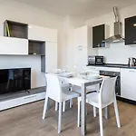 Vat 52 Sub 15 Apartament Udine