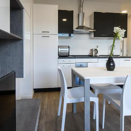 Italianway - Vat 52 * Udine