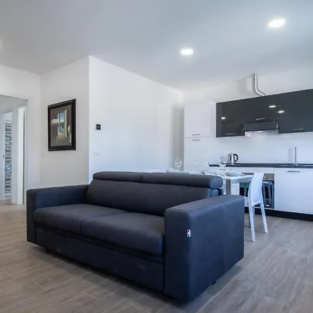 Italianway - Vat 52 Apartment *