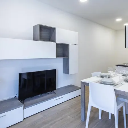 Italianway - Vat 52 Daire