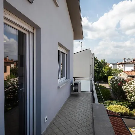 Apartament Vat 52 Sub 15 Udine