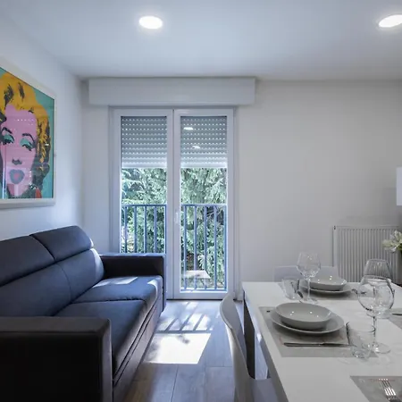 Italianway - Vat 52 * Udine